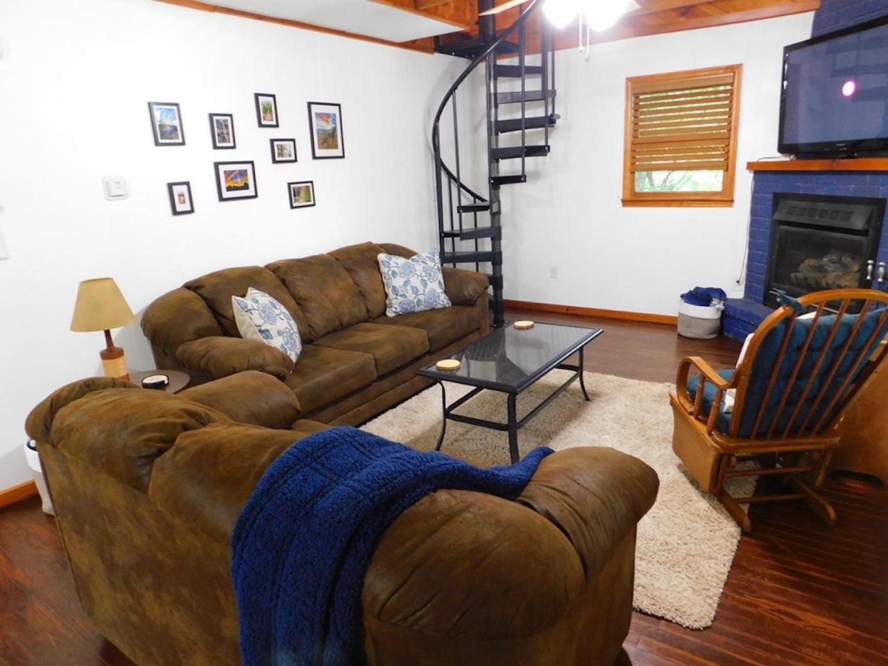 Trailseeker Cabin W King Bed Hot Tub At Red River Gorge Natural Bridge Stanton Eksteriør bilde